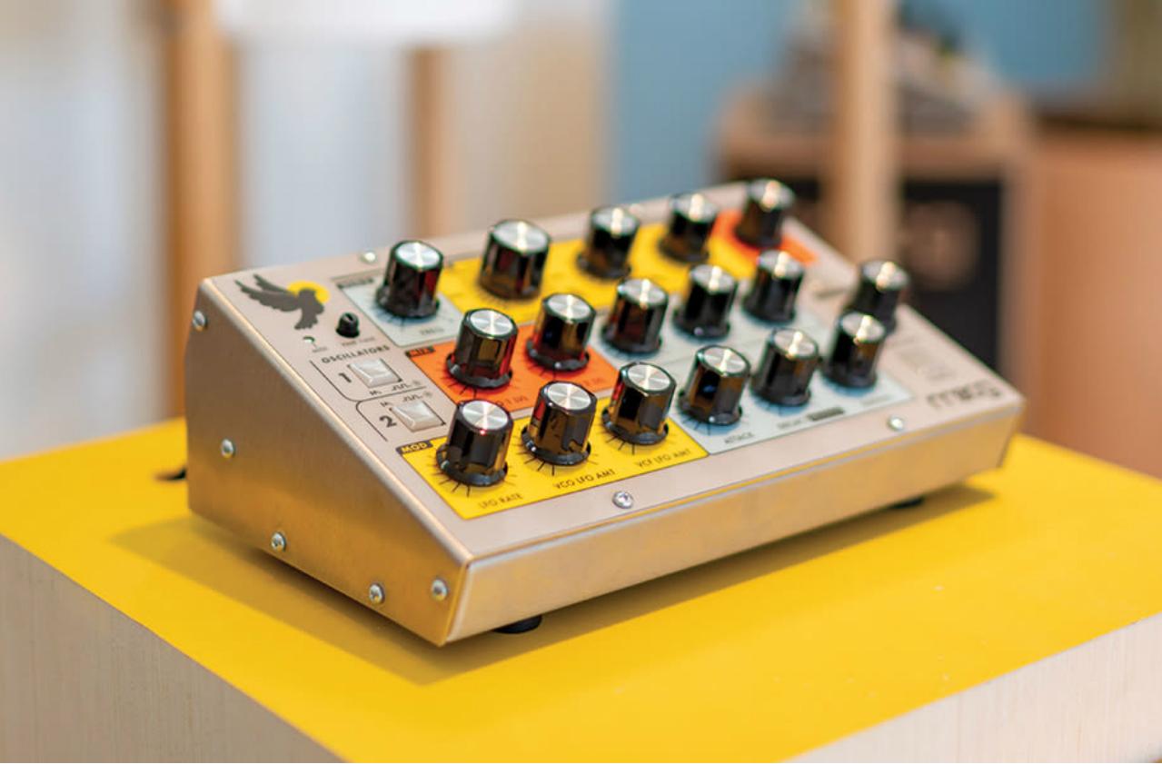Moogが2500台限定の新作アナログシンセ「Sirin」の発売を開始、超絶 