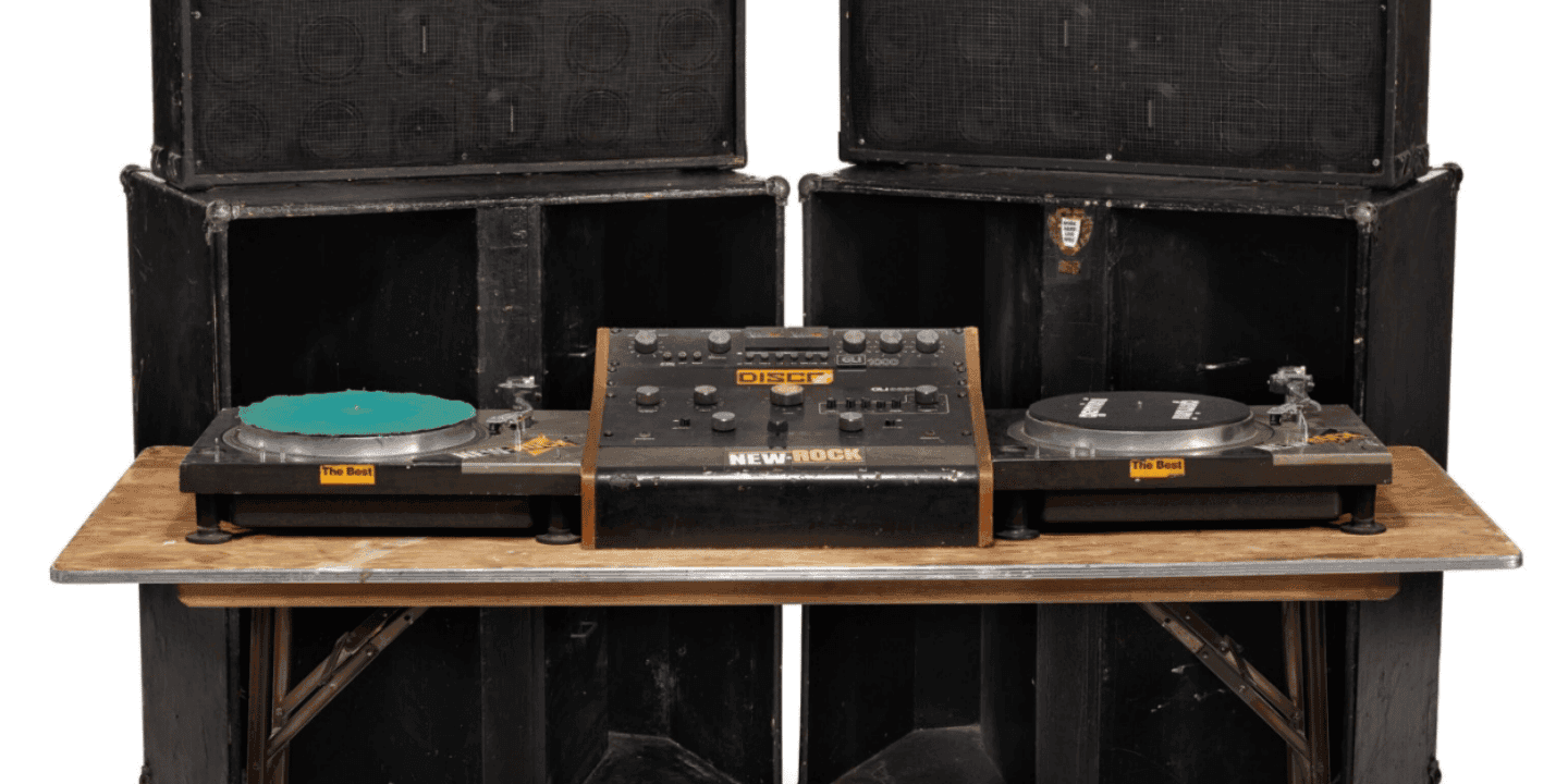 ヒップホップの生みの親、Kool Hercのサウンドシステムがオークション