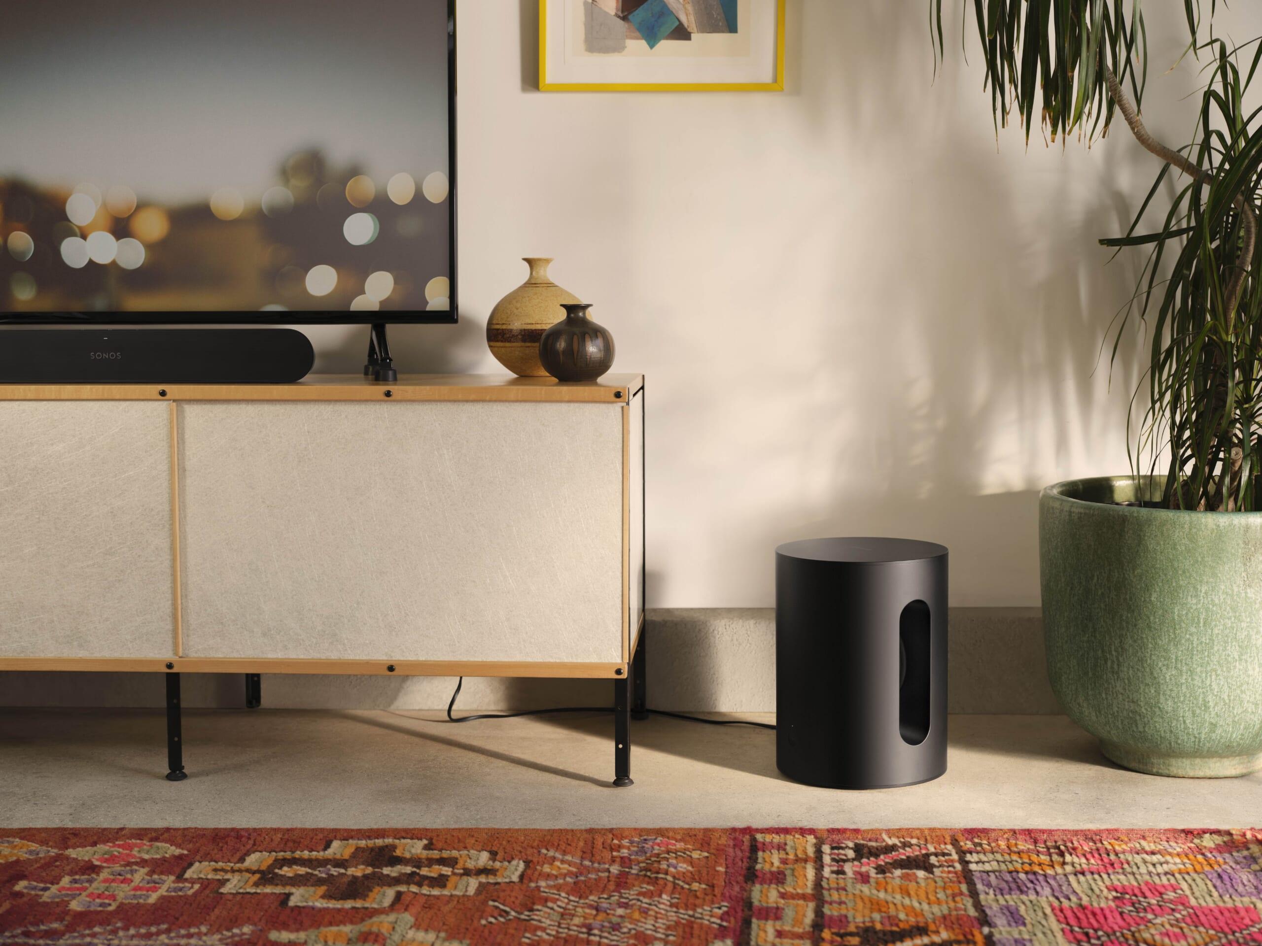 インパクトのある低音を再生する小型ワイヤレスサブウーファー「Sonos Sub Mini」が登場 block.fm