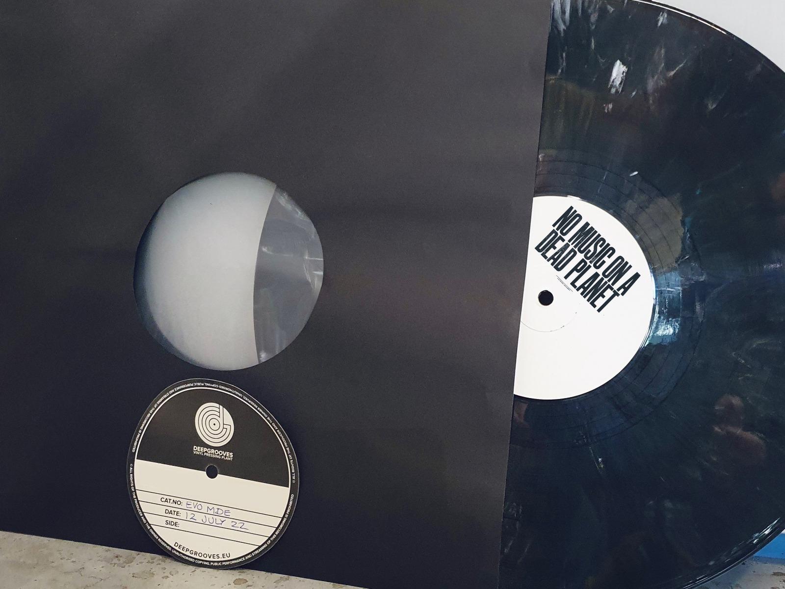 INUオリジナルレコード 世界初! 植物由来のバイオプラスチック製レコードが登場 Ninja